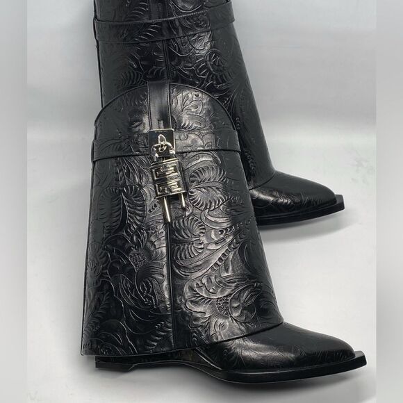 Givenchy Shark Lock Cowboy Ankle Boots In Western Leather size 39 - Picture 13 of 16